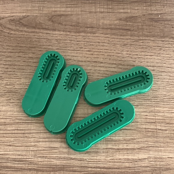 Vintage 1970 Professional Buttonholer by Singer - Picture 6 of 7